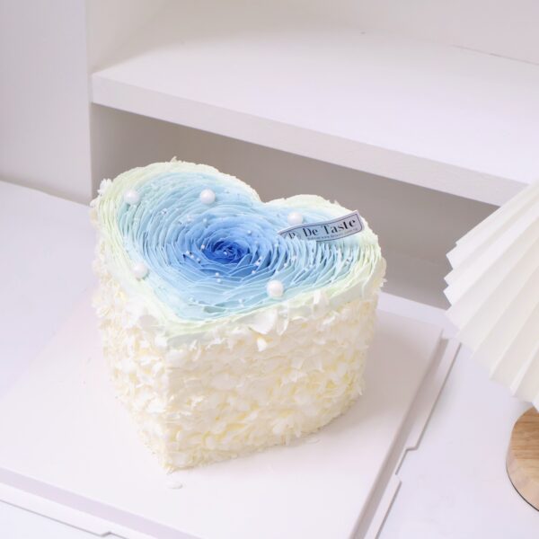 Ombre Heart Cake - Image 2