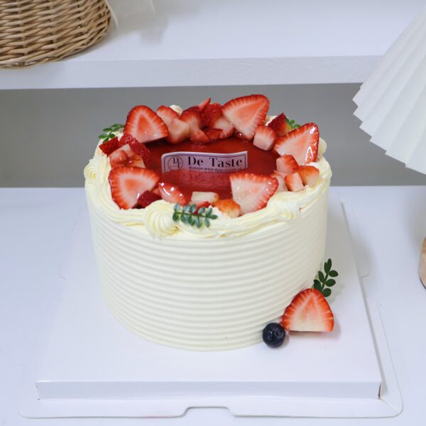 Strawberry-flavored cake