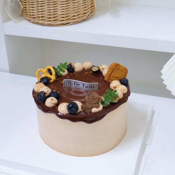 Rich chocolate cake